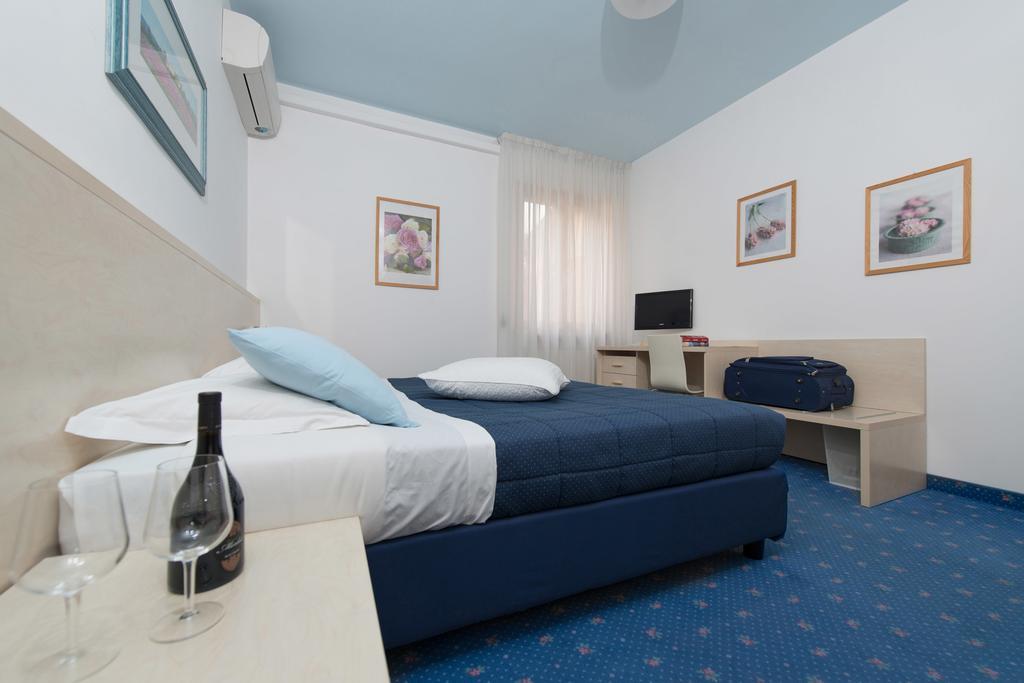 Hotel Erika Malcesine Habitación foto